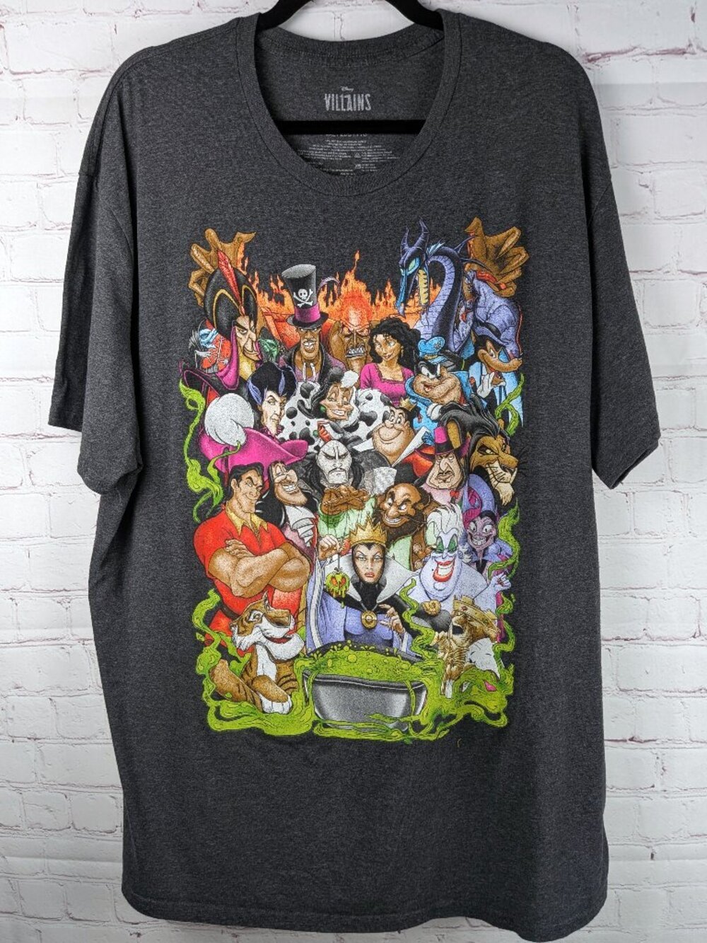 Disney Villains Character Collage Graphic Tee 2XL